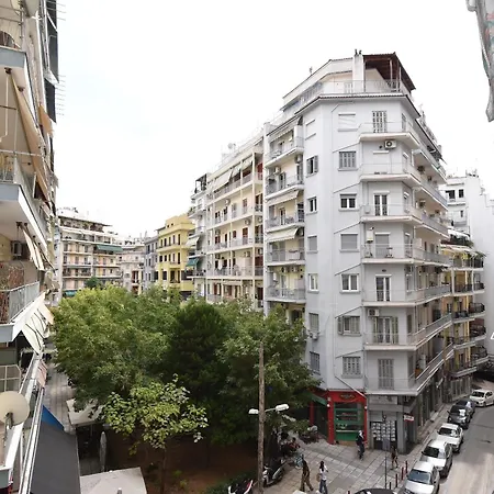 Huge N Happy Thessaloniki